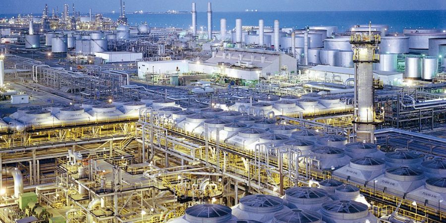 Read more about the article Saudi Aramco offers dividends worth 100bn despite dwindling profits